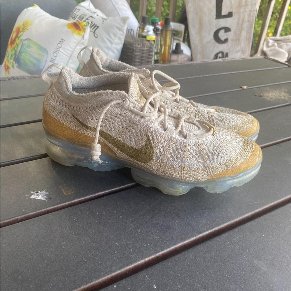 Men Nike shoes
